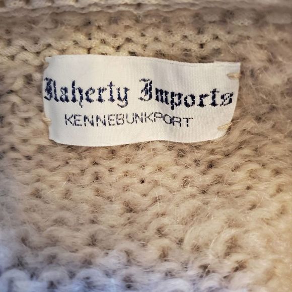 NWT Flaherty Imports Kennebunkport Tan Embroidered Cardigan - Picture 6 of 8